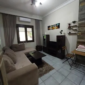  Διαμέρισμα Tsitsihouse